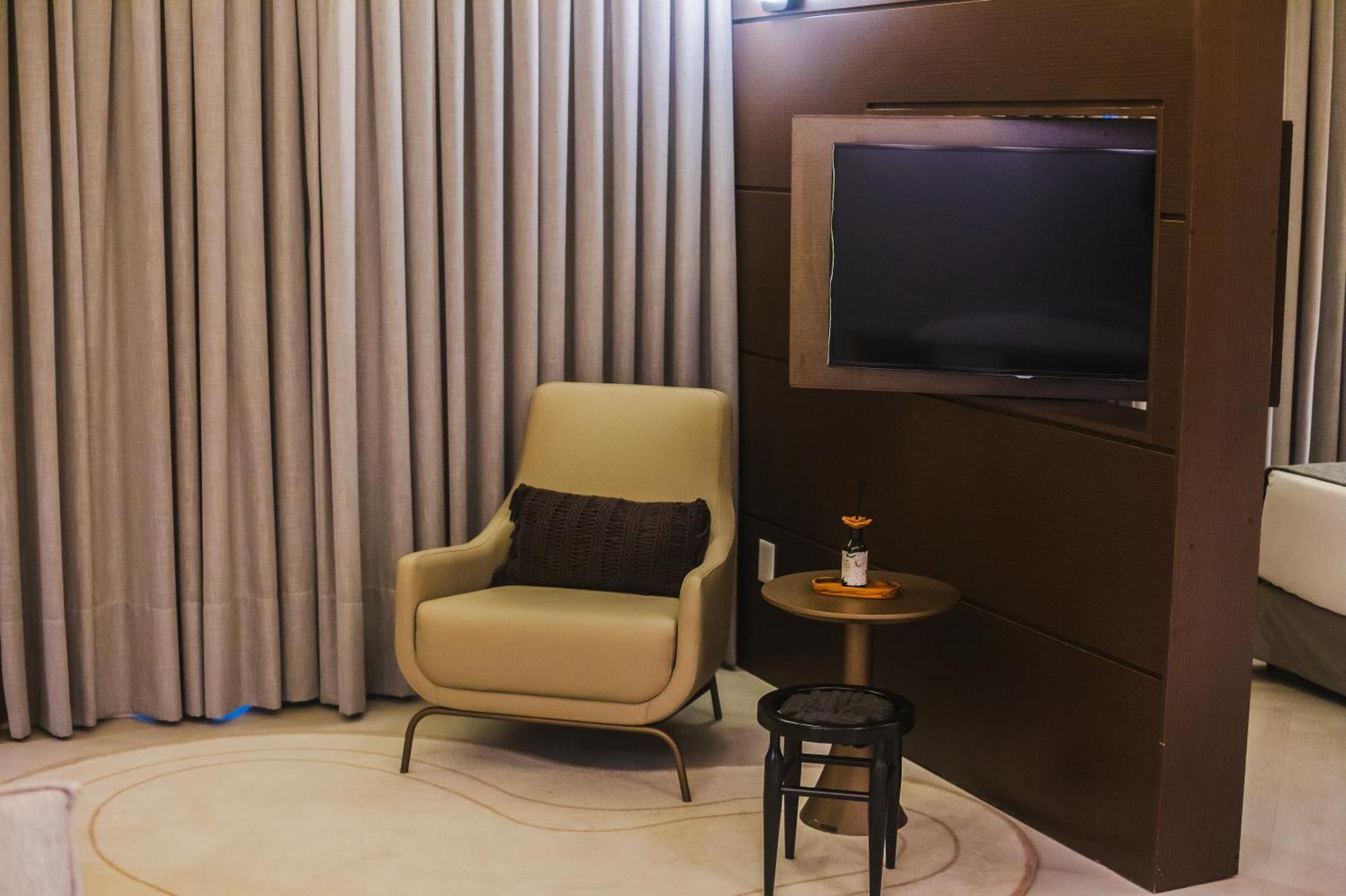 Mercure Camboriu Balneario Camboriu Exterior photo