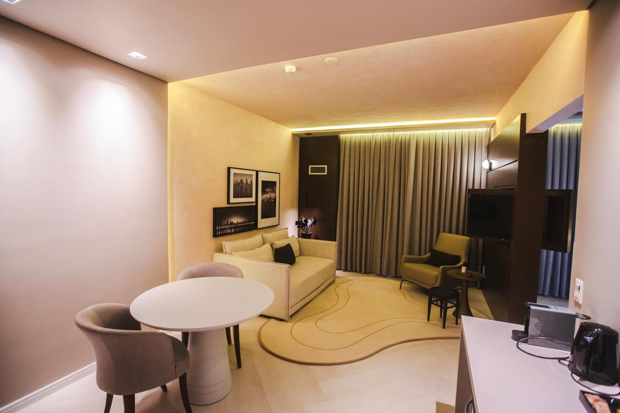 Mercure Camboriu Balneario Camboriu Exterior photo