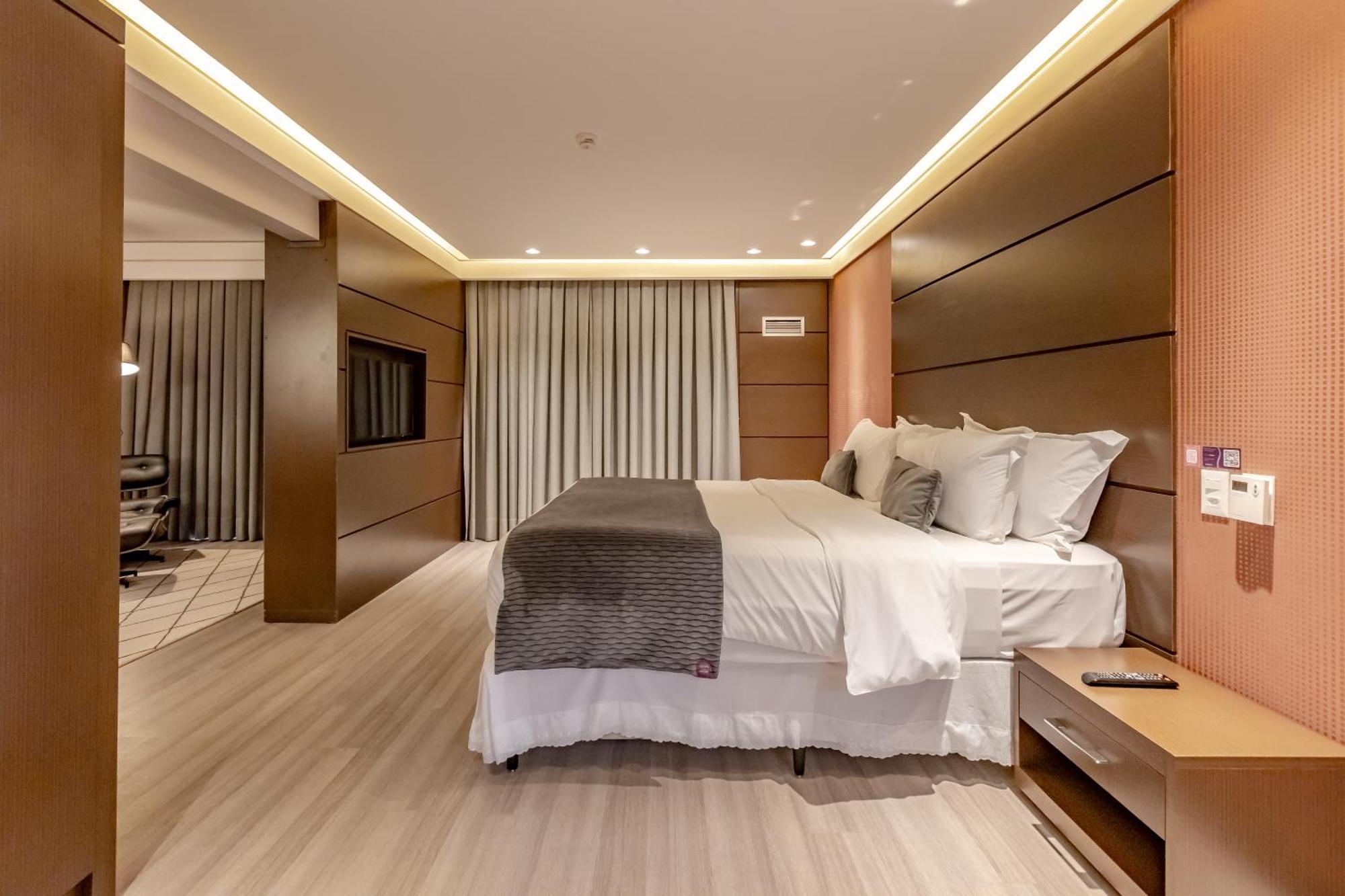 Mercure Camboriu Balneario Camboriu Exterior photo